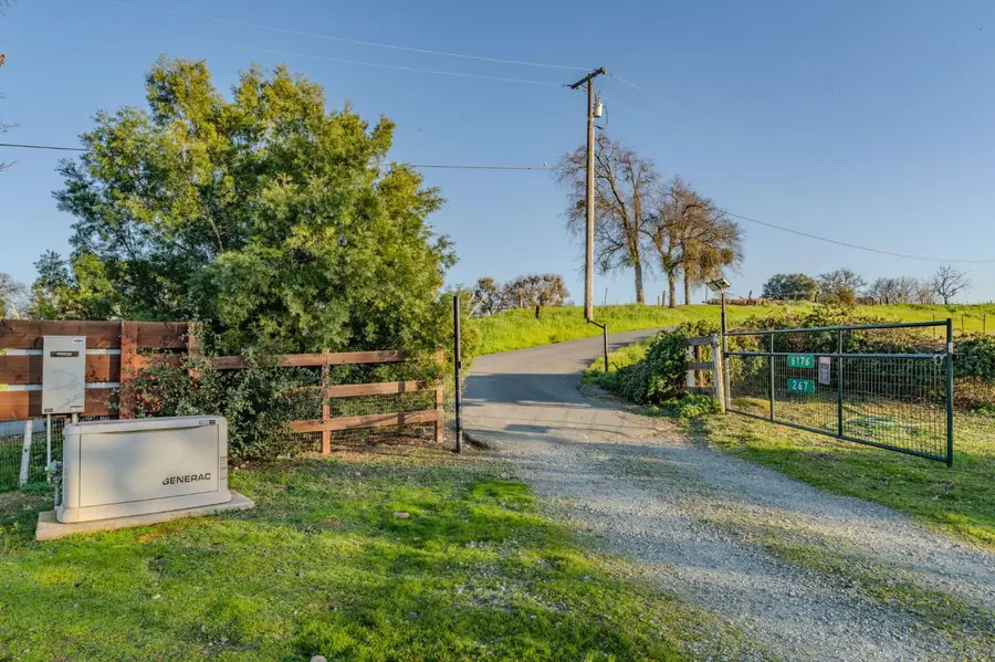 267 Breaker Way, Burson, CA 95225 - #3