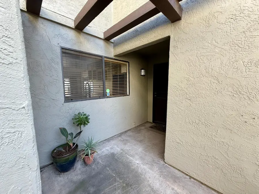 1720 Plaza De San Joaquin, Modesto, CA 95350 - Image #2