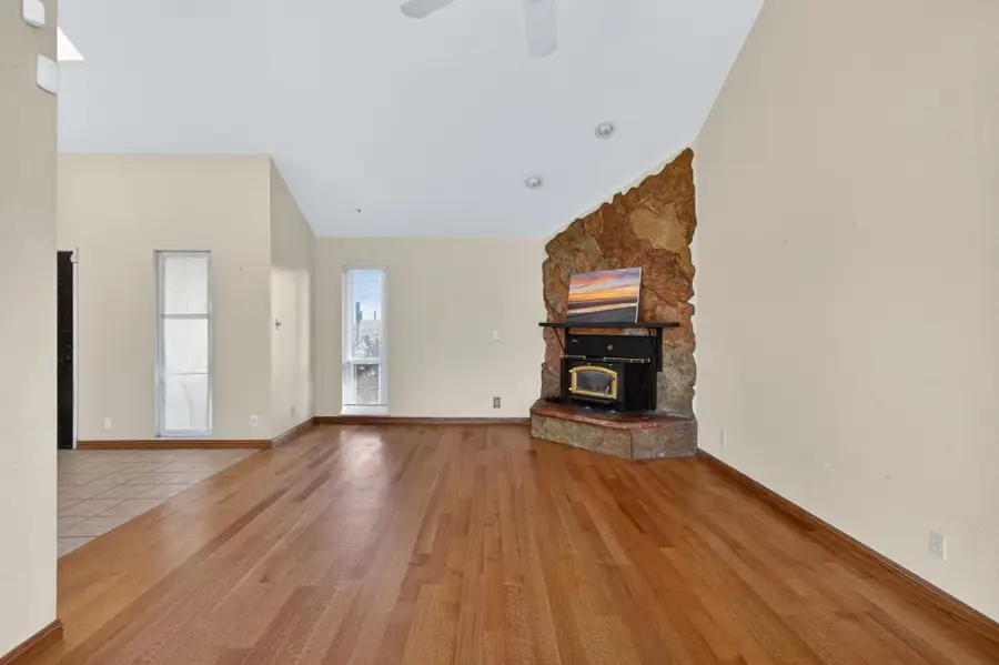 3067 Garden Highway, Sacramento, CA 95833 - #2