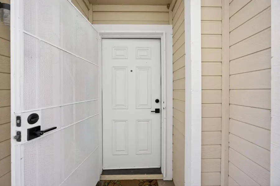 9365 Laguna Pointe Way, Elk Grove, CA 95758 - #3