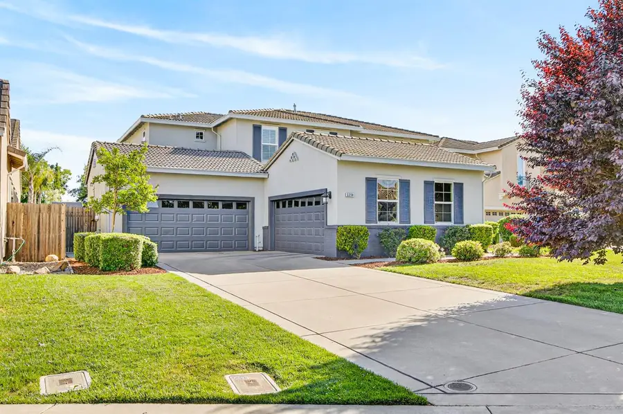 5204 Crown Bench Circle, Elk Grove, CA 95757 - #3