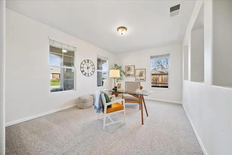 301 Falkirk Court, Lincoln, CA 95648 - Image #3