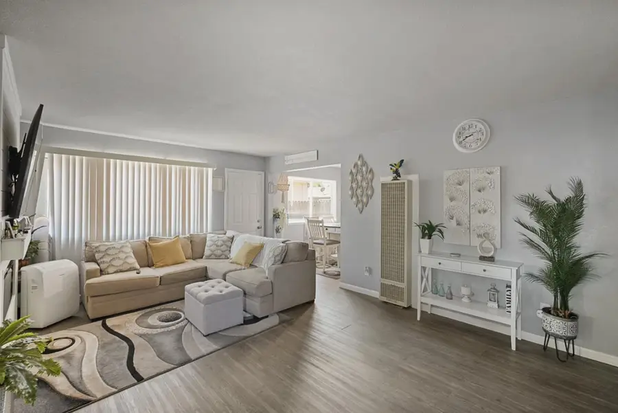 301 S Emerald Avenue, Modesto, CA 95351 - Image #2