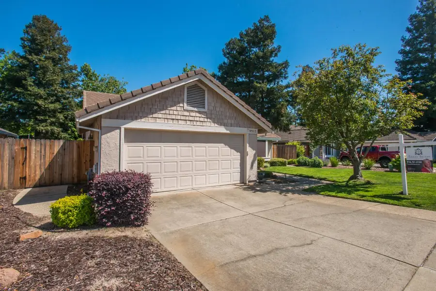 9513 Laguna Lake Way, Elk Grove, CA 95758 - #2