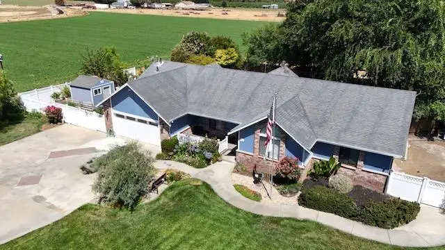 1137 Apricot Avenue, Patterson, CA 95363 - #2