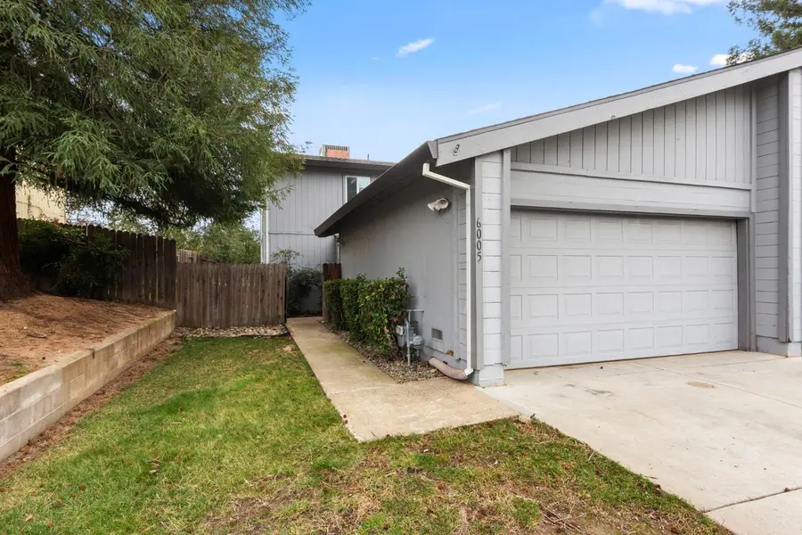 6005 Woodside Drive, Rocklin, CA 95677 - #2