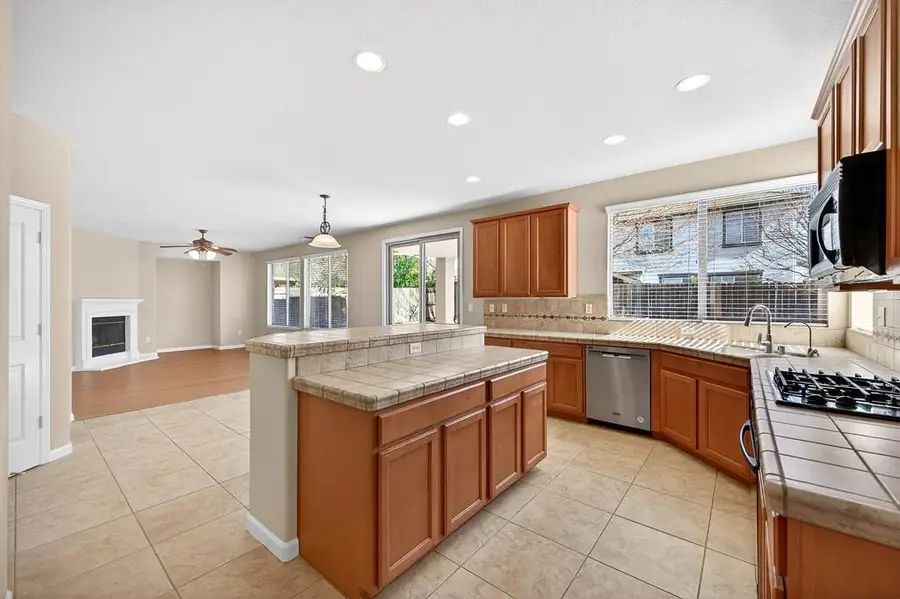 12045 Mandolin Way, Rancho Cordova, CA 95742 - #3