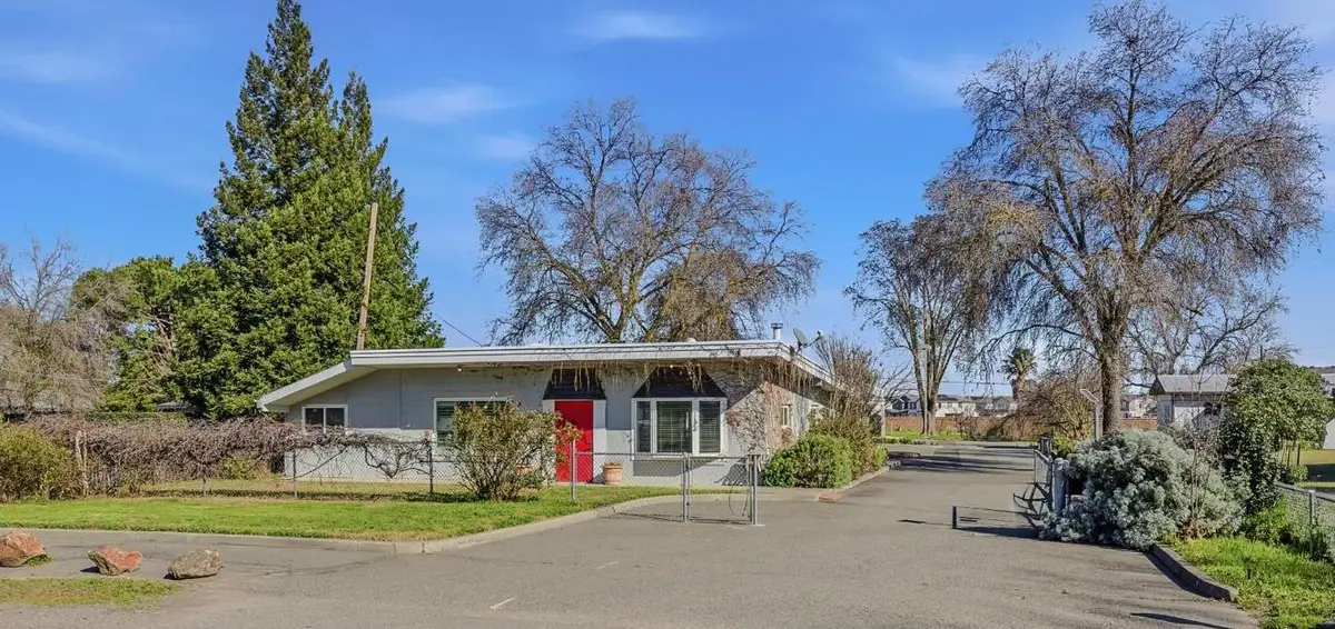 8001 Freeport Boulevard, Sacramento, CA 95832 - #1