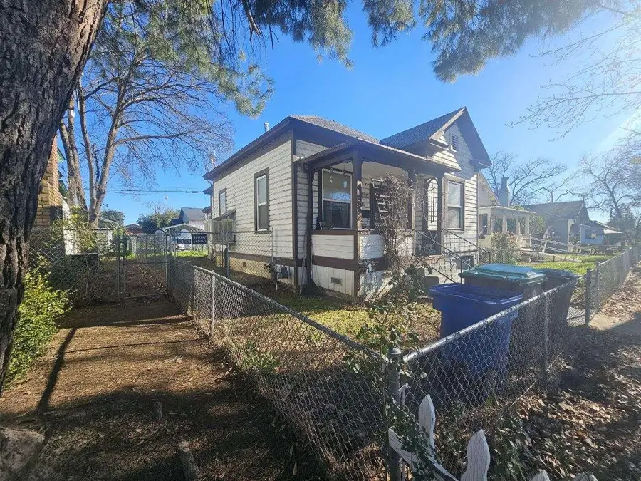 524 Madison Street, Red Bluff, CA 96080 - #3