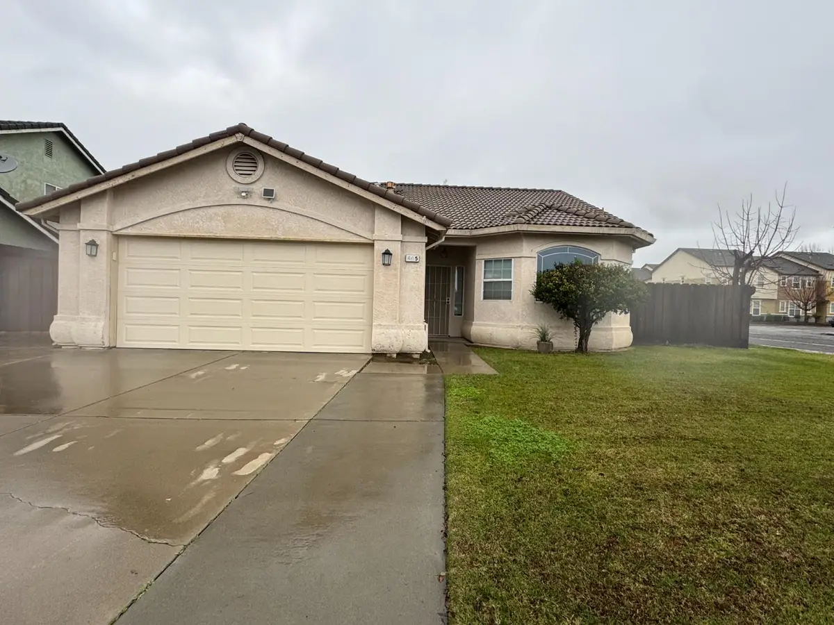 805 Cole Avenue, Turlock, CA 95382 - #1