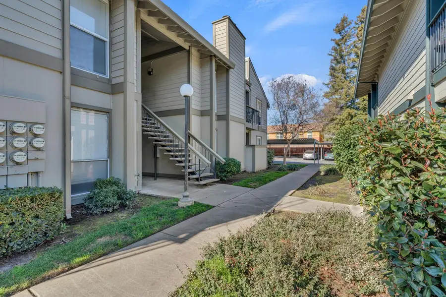 7283 Florin Mall Drive #6, Sacramento, CA 95823 - Image #3