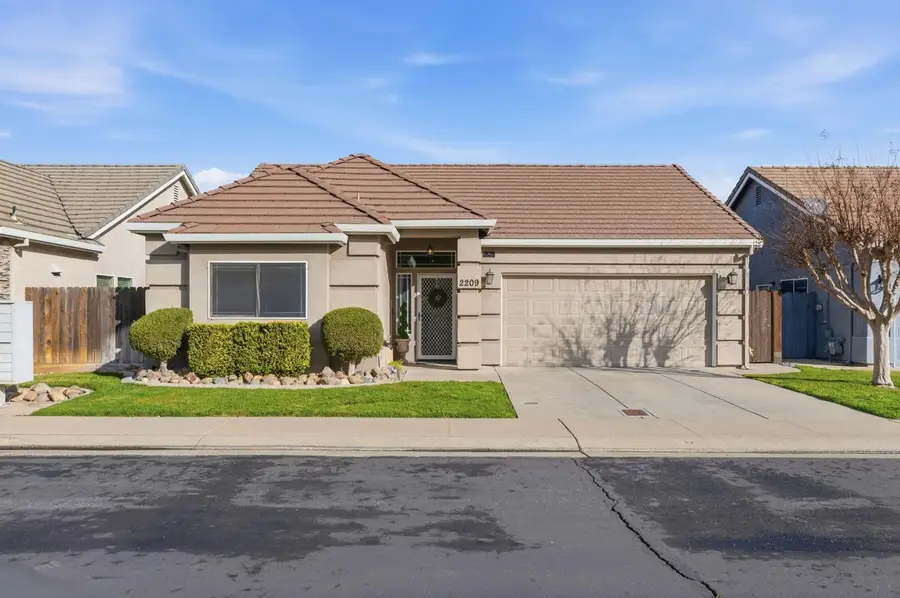 2209 Perth Dr., Modesto, CA 95355 - #2