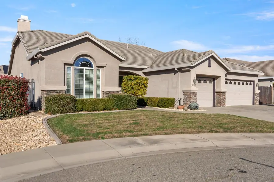 1861 Colin Court, Yuba City, CA 95993 - #2