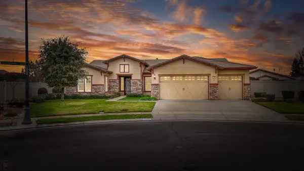2498 Pepper Tree Lane, Manteca, CA 95336