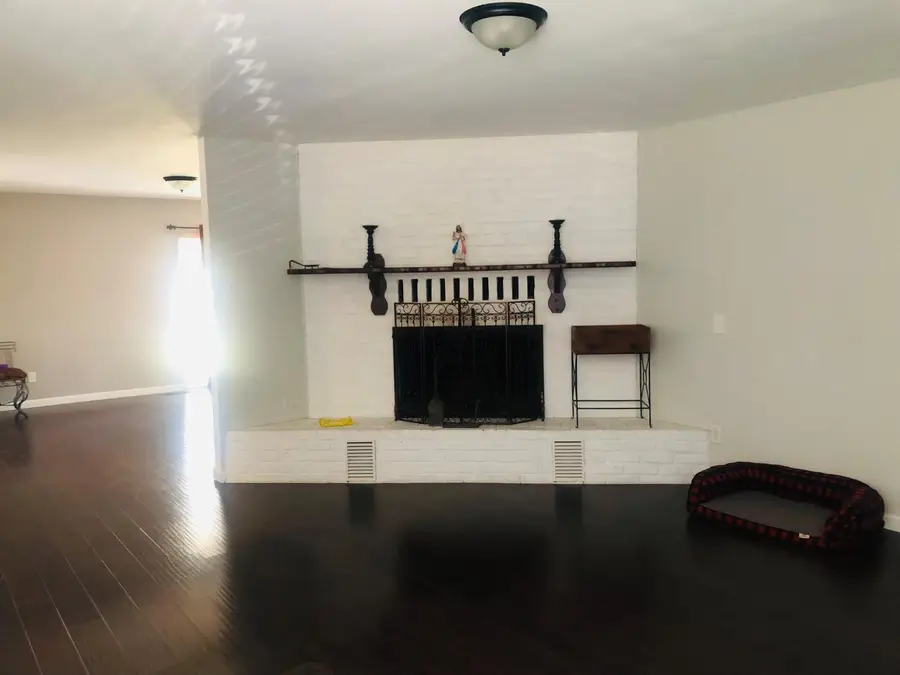 1010 E D Street, Oakdale, CA 95361 - #2