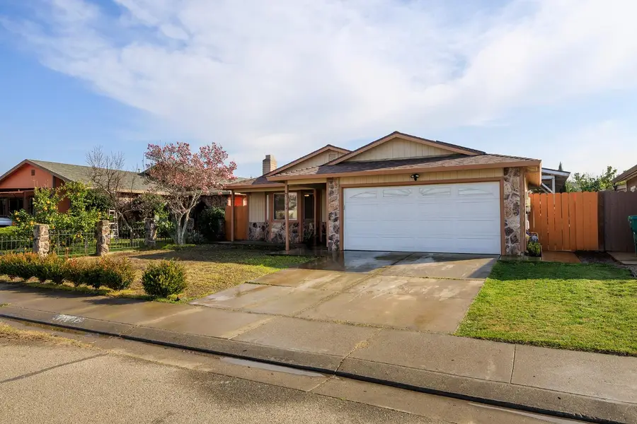 3106 Castellon Way, Stockton, CA 95205 - Image #2