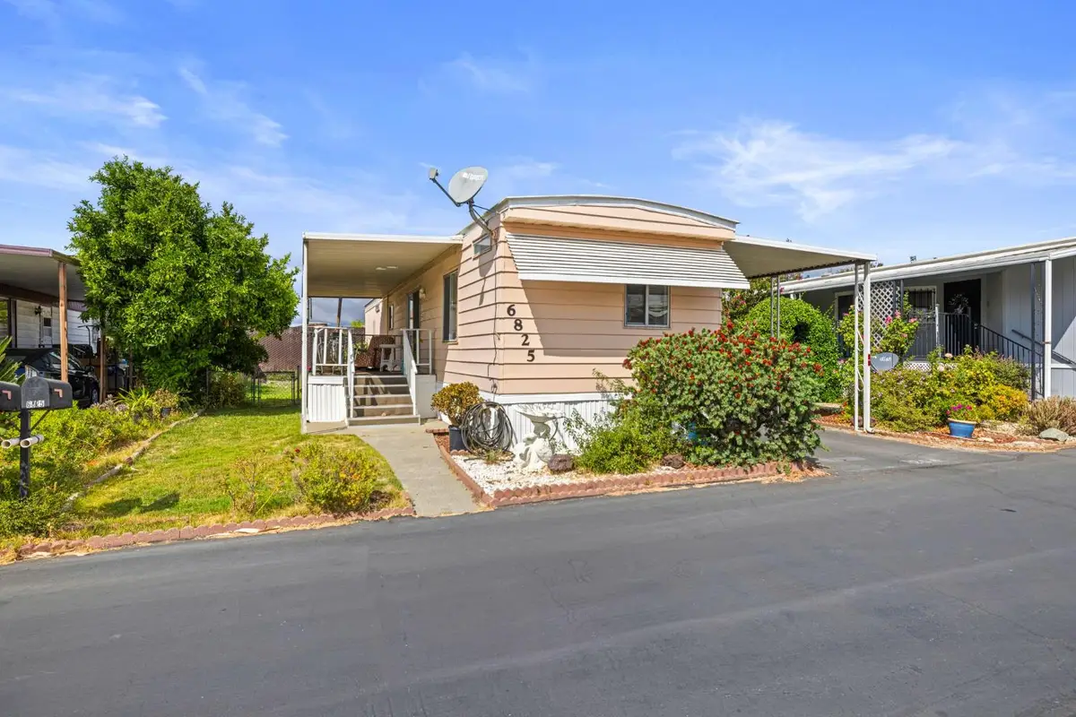 6825 Capital Cir #204, Sacramento, CA 95282 - #1