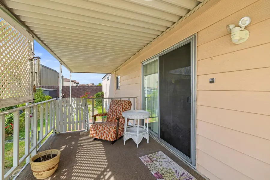 6825 Capital Cir #204, Sacramento, CA 95282 - #2