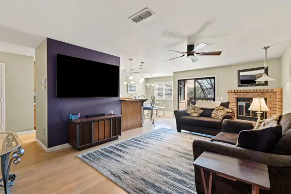 5648 Verner Oak Court #17, Sacramento, CA 95841