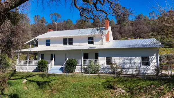 1933 Appaloosa Way, Angels Camp, CA 95222