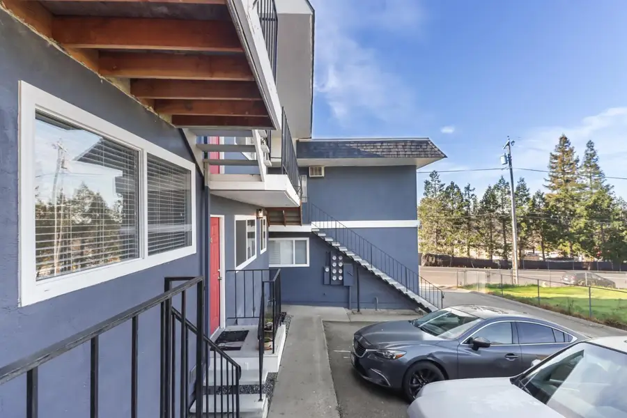163 Pleasant Avenue, Auburn, CA 95603 - #3