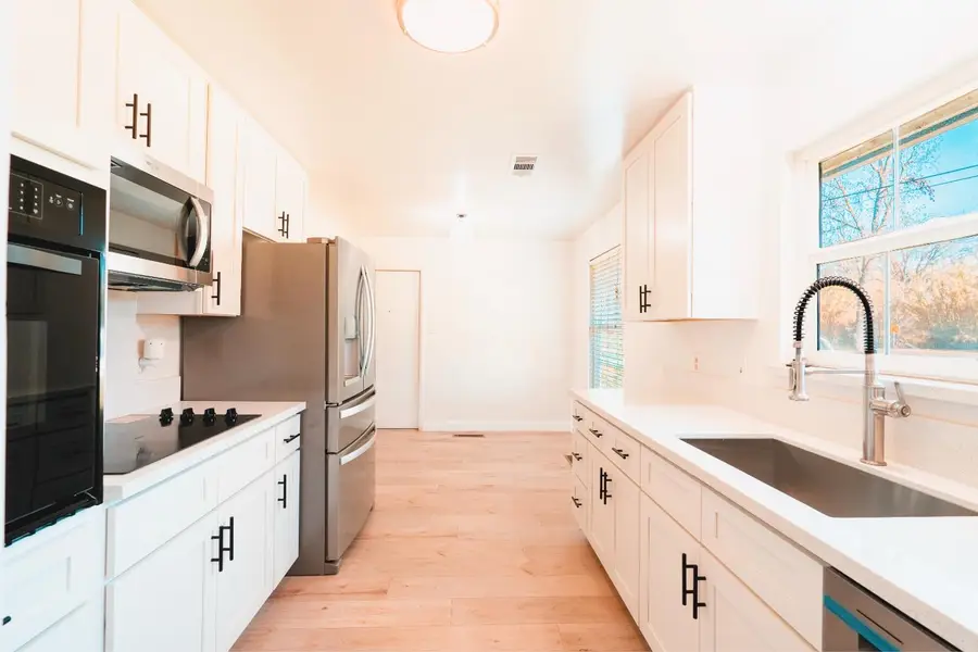 1541 W North Bear Creek Drive, Merced, CA 95348 - #3