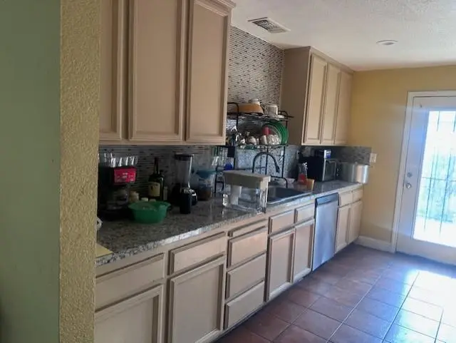 1086 Arbor Drive, Yuba City, CA 95991 - #3