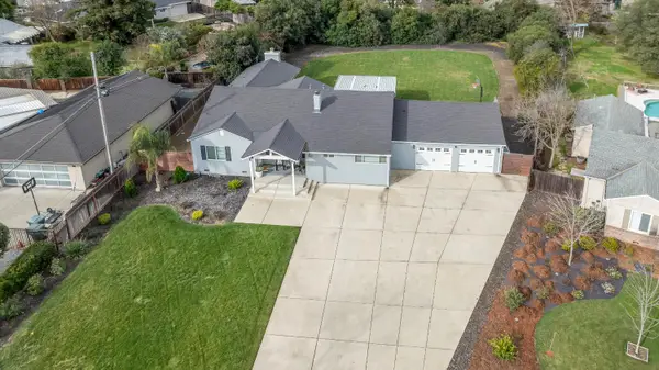 1405 Las Salinas Way, Sacramento, CA 95864