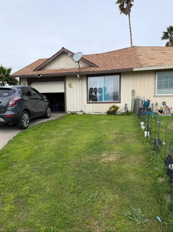 32 Denwil Court, Sacramento, CA 95824