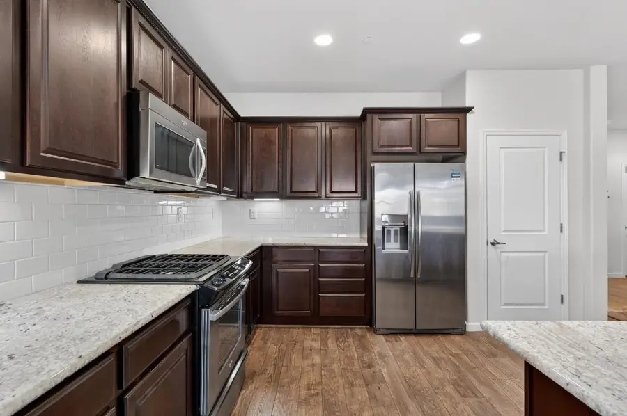 7901 Dearne Way, Elk Grove, CA 95757 - #3