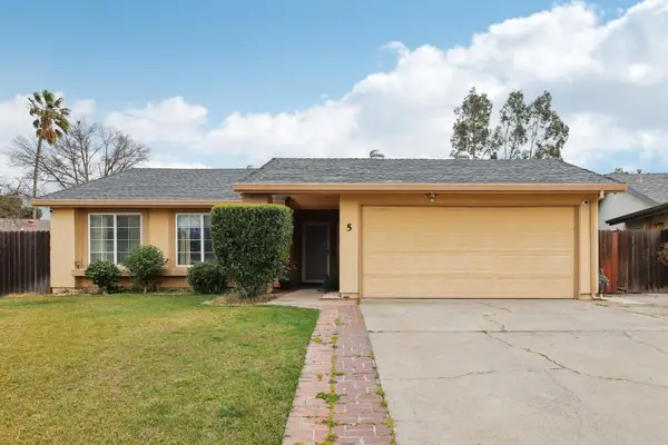 5 Seco Court, Sacramento, CA 95823