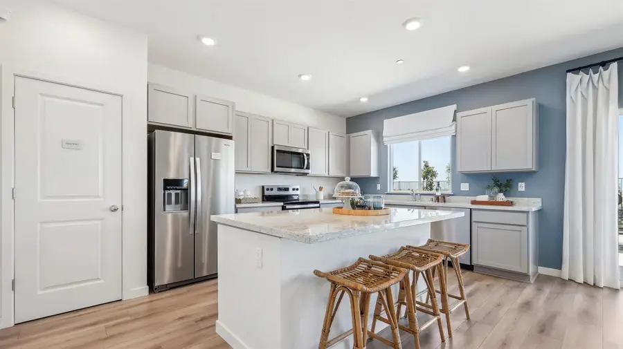 2032 Brass Spur Way, Roseville, CA 95747 - #2