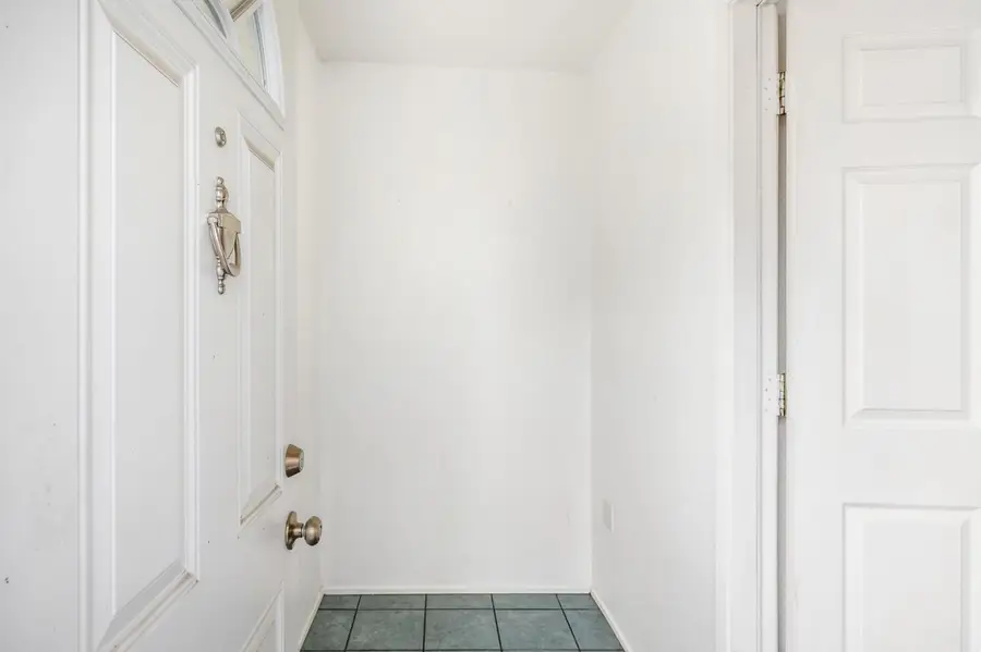 3059 Crandall Avenue, Sacramento, CA 95815 - #3