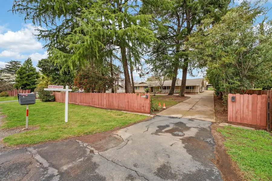 9481 Oak Avenue, Orangevale, CA 95662 - #3