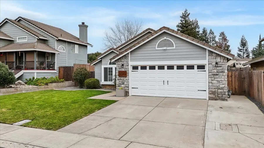 6066 Creek Bend Drive, Riverbank, CA 95367 - #3