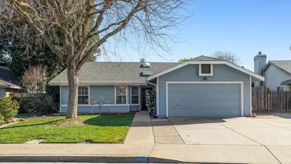2192 Royal Wood Lane, Turlock, CA 95380