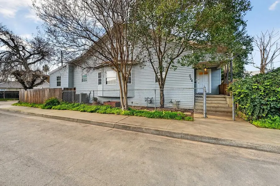 3126 31st Street, Sacramento, CA 95817 - #3