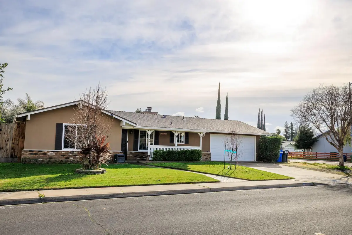2098 Joett Drive, Turlock, CA 95380 - #1