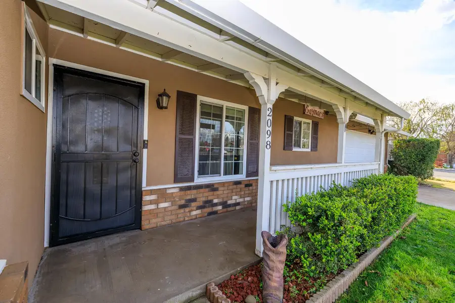 2098 Joett Drive, Turlock, CA 95380 - #2