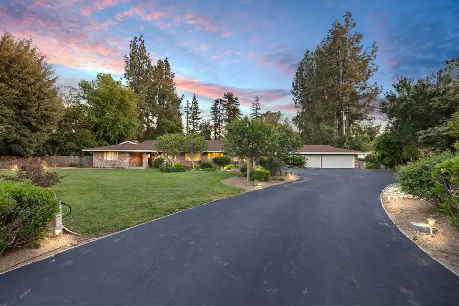 101 W Gibson Road, Woodland, CA 95695 - #2