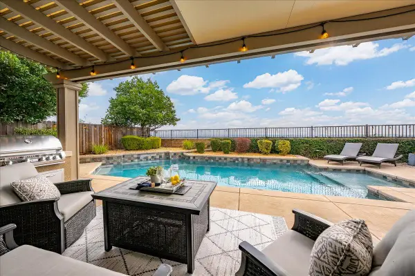 3145 Demartini Drive, Roseville, CA 95661