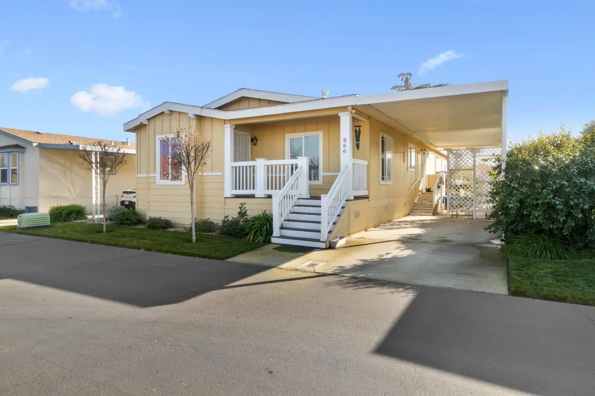 866 Count Drive, Livingston, CA 95334 - #1