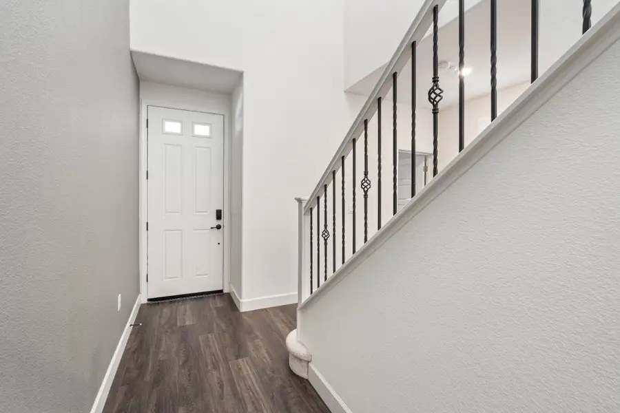 5649 Harveston Way, Sacramento, CA 95835 - #3