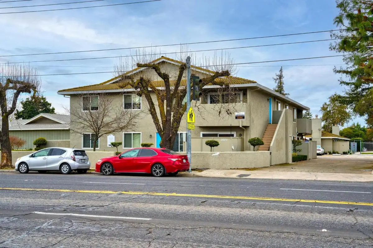 3025 Tully Road, Modesto, CA 95350 - #1