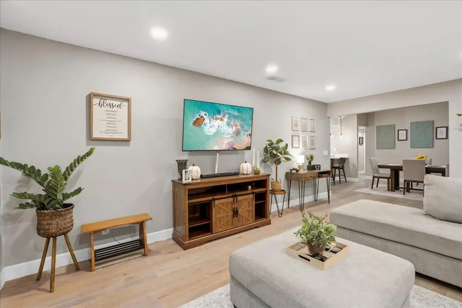 7999 La Riviera Drive, Sacramento, CA 95826 - #3