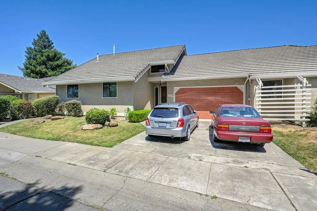 102 Las Positas Circle, Sacramento, CA 95831 - #1