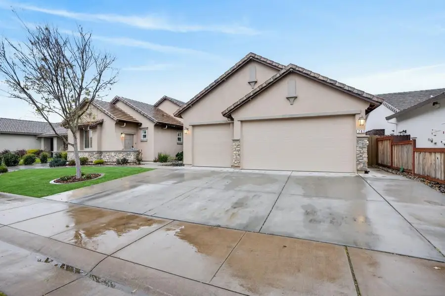 781 Aparicio Way, Galt, CA 95632 - #2