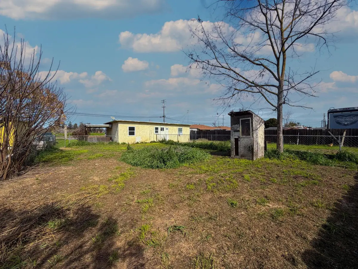 1630 Paradise Road, Modesto, CA 95358 - #1