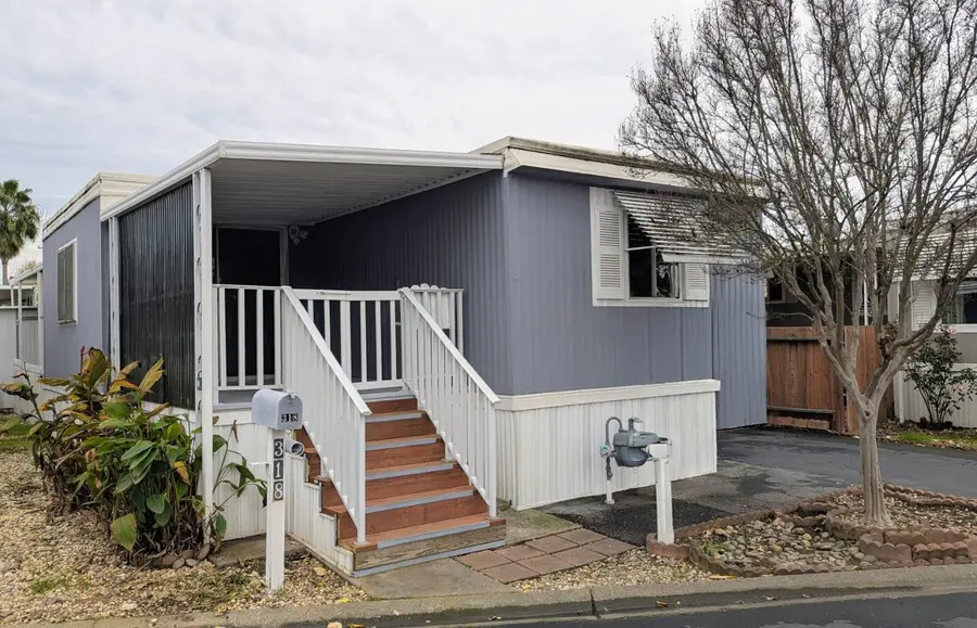 318 Sunny Hills Drive, Rancho Cordova, CA 95670 - #2