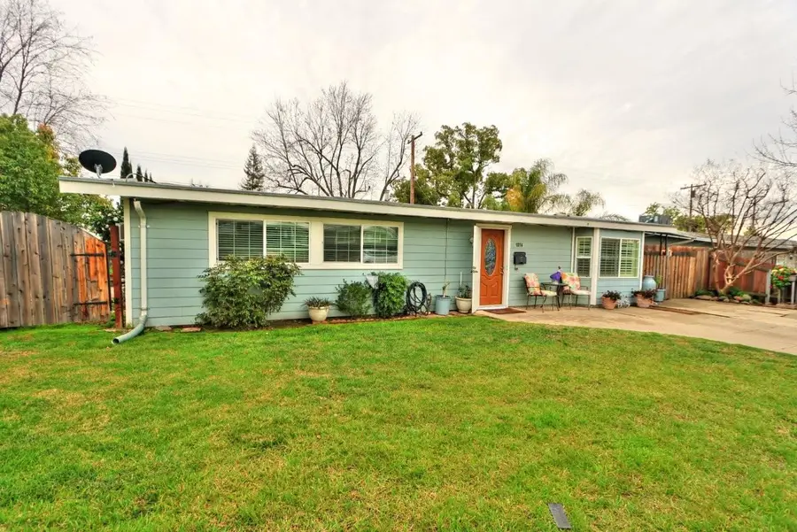 1014 Sunset Drive, Roseville, CA 95678 - #2